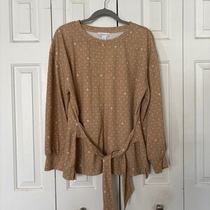 Liz Claiborne NWOT tie front Tan Star Patterned Sweatshirt